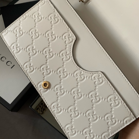 Gucci monogram crossbody wallet on chain - Picture 2 of 9